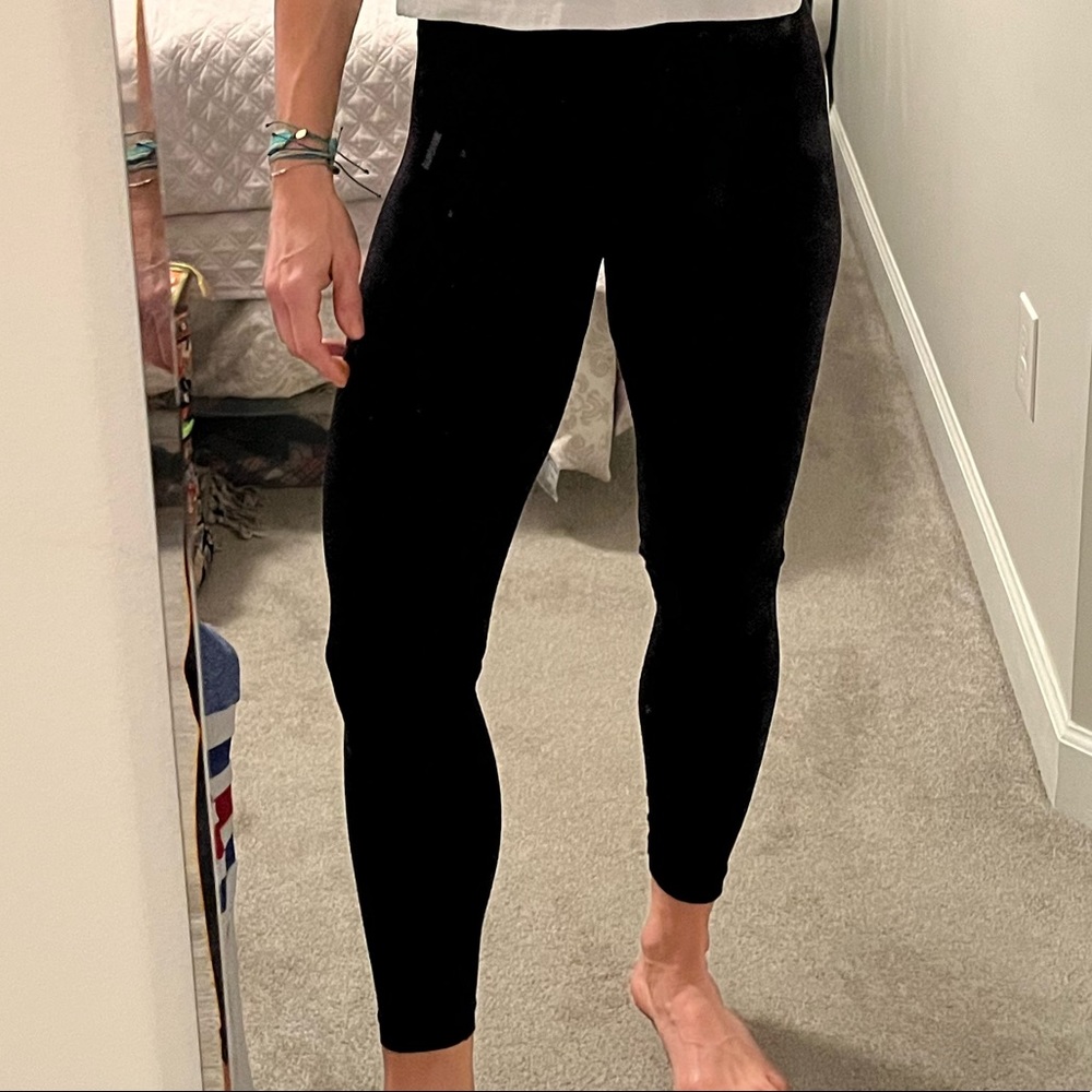 Black Gymshark leggings